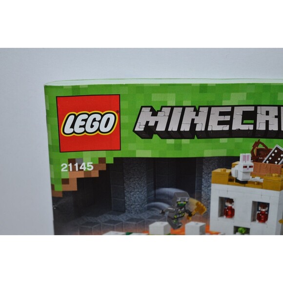 Lego Skull Arena Player lot 21145 Minecraft Minifigure + book accessories - Picture 8 of 9